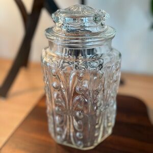 Vintage L.E. Smith Imperial Atterbury Scroll Clear Glass Canister